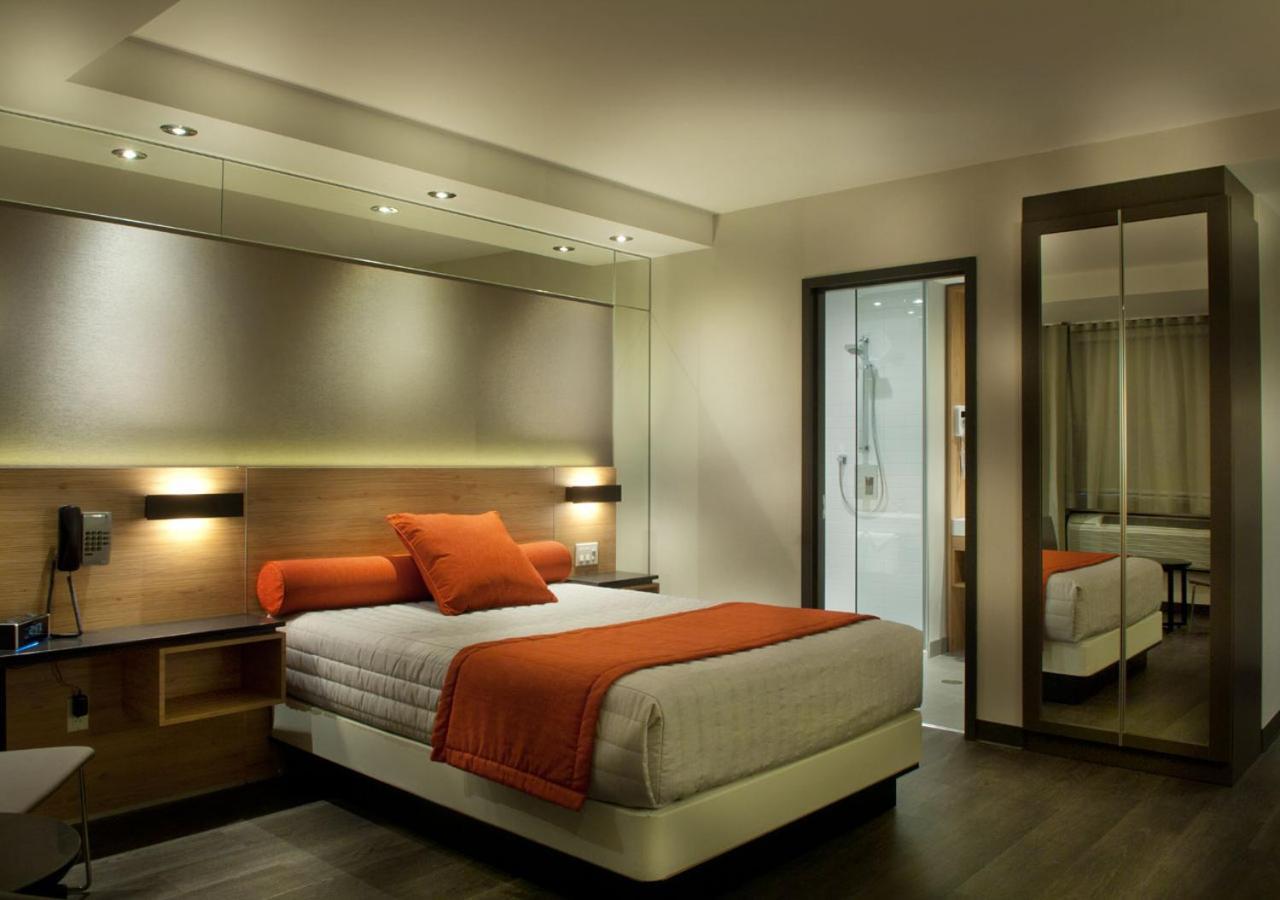 Hotel Ramada By Wyndham Laval Exteriér fotografie