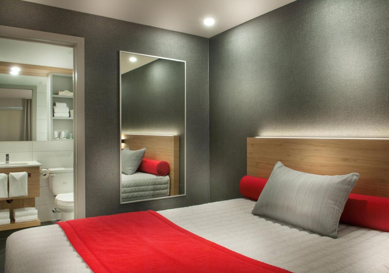 Hotel Ramada By Wyndham Laval Exteriér fotografie